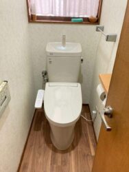 トイレ/床修繕工事